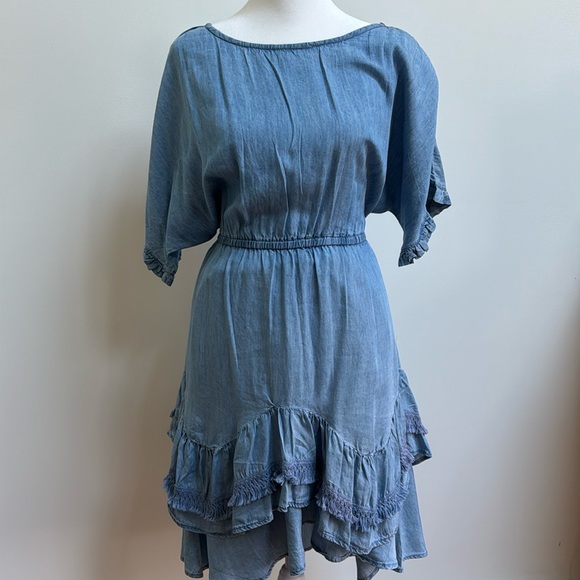 Flowy Dress - Picture 1 of 4